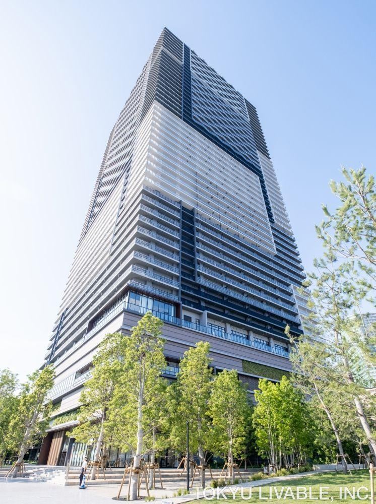3LDK apartment in Koto Ward, Tokyo - Photo 1