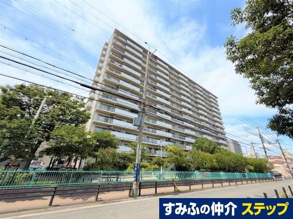 3LDK apartment in Nagata Ward, Kobe, Hyogo - Photo 1