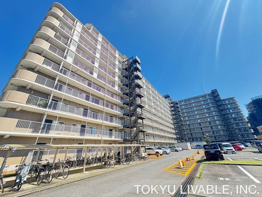 3LDK apartment in Asaka, Saitama - Photo 1