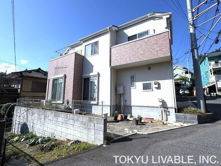 4LDK house in Yachiyo, Chiba - Photo 1