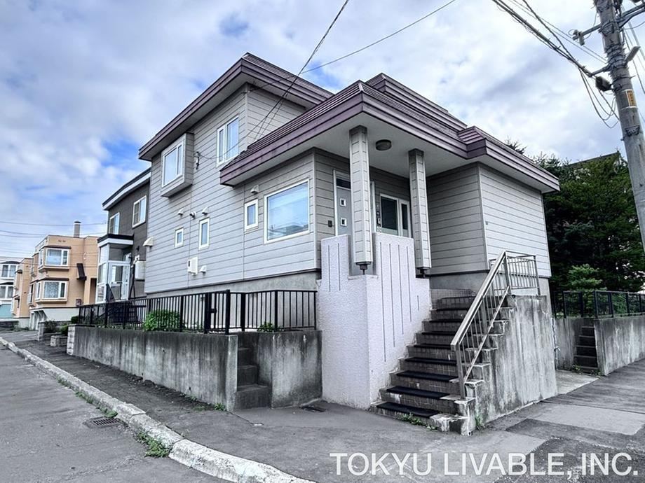 4LDK house in Atsubetsu Ward, Sapporo, Hokkaido - Photo 1