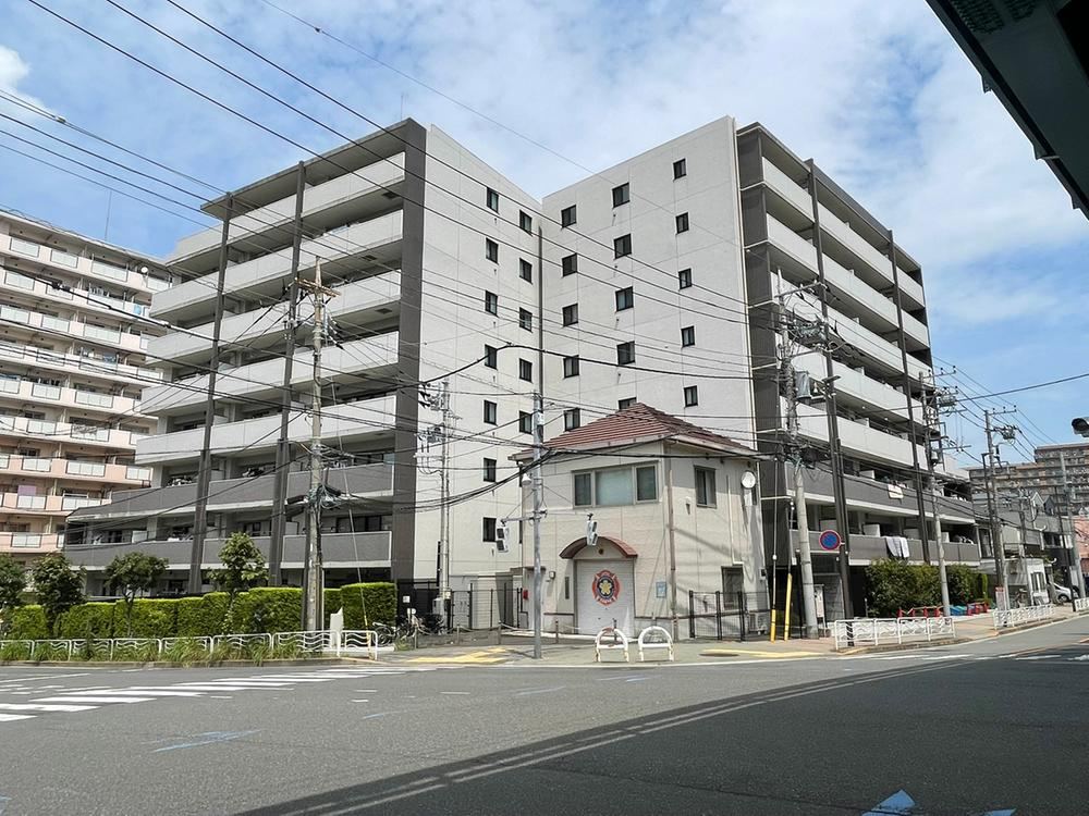 3LDK apartment in Koto Ward, Tokyo - Photo 1