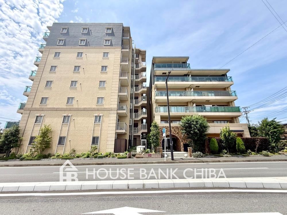 3LDK apartment in Nagareyama, Chiba - Photo 1