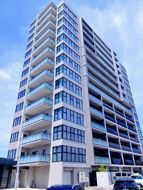 3LDK apartment in Toyama, Toyama - Photo 1