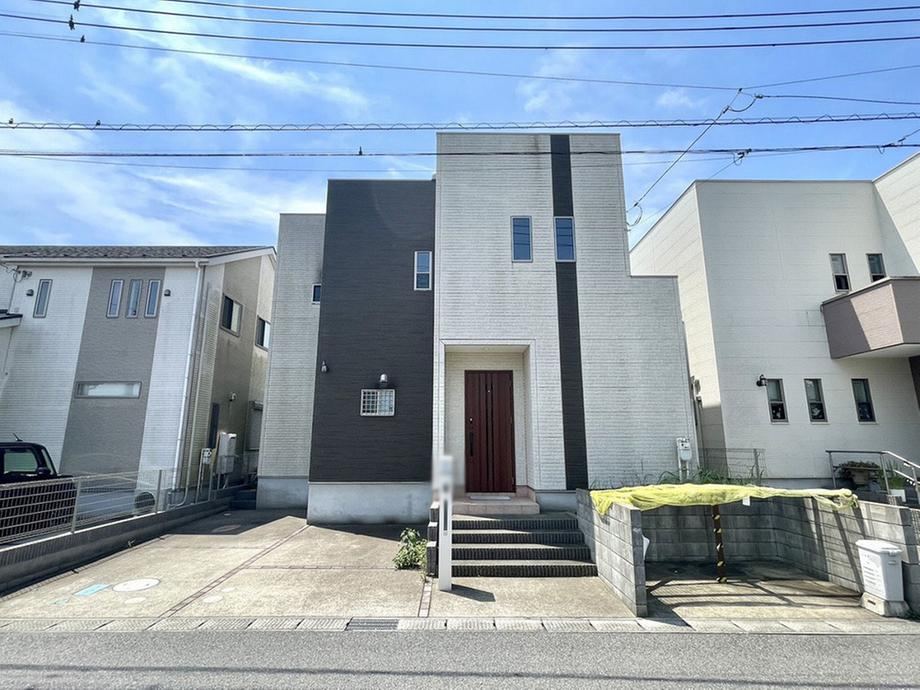 4LDK house in Shiroi, Chiba - Photo 1