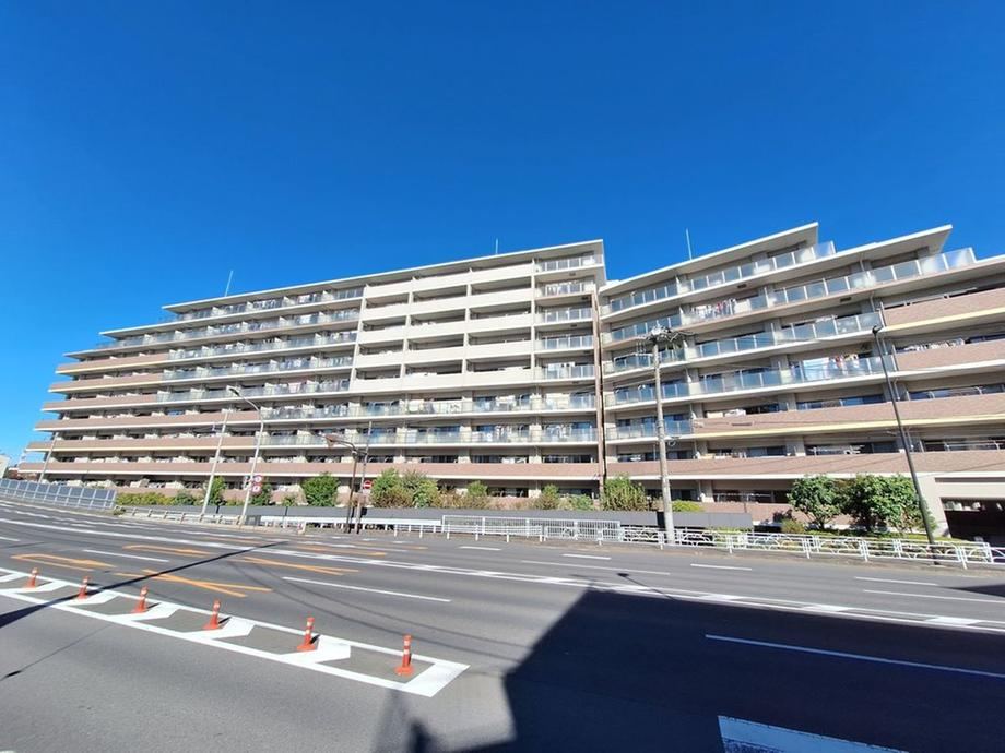 3LDK apartment in Higashimurayama, Tokyo - Photo 1