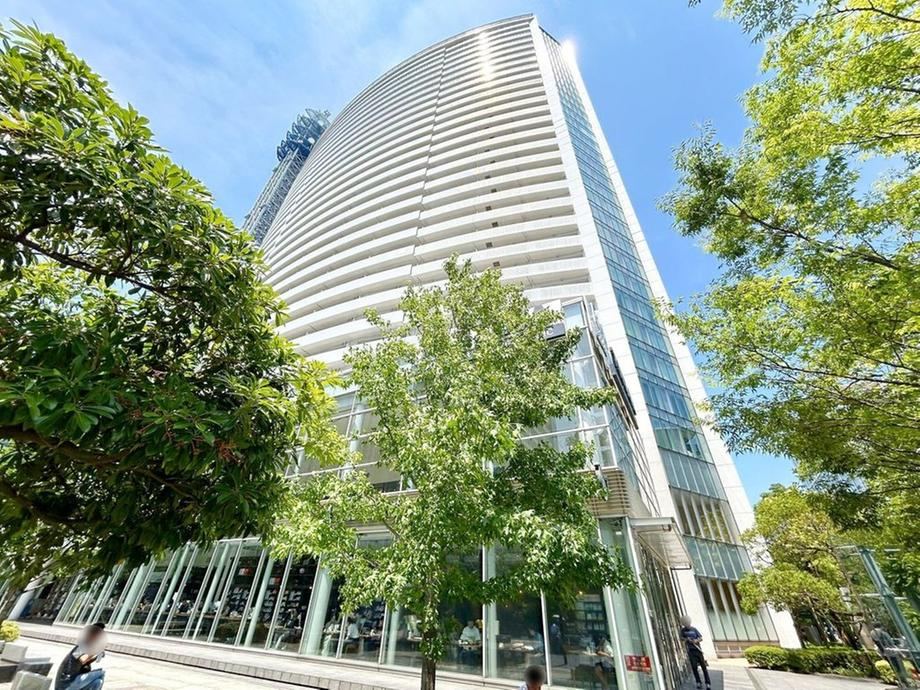 2LDK apartment in Nishi Ward, Yokohama, Kanagawa - Photo 1