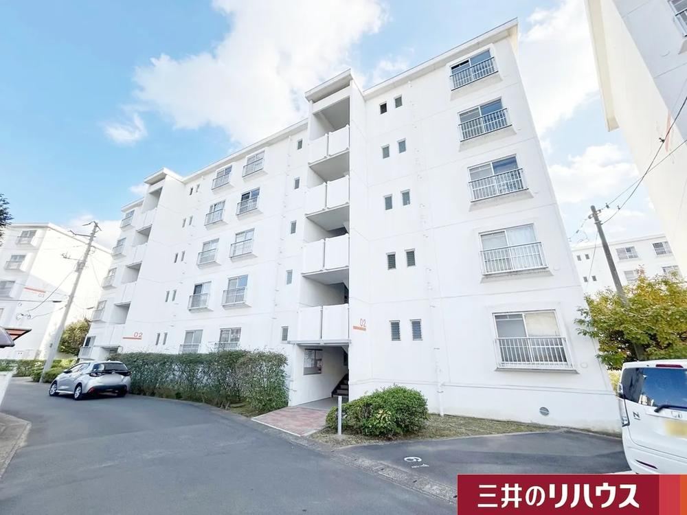 2LDK apartment in Hanamigawa Ward, Chiba - Photo 1