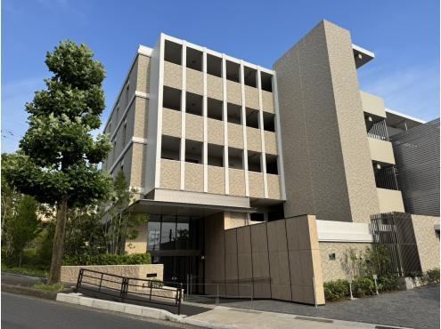 3LDK apartment in Asao Ward, Kawasaki, Kanagawa - Photo 1