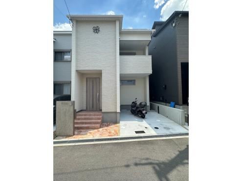 1LDK+2S house in Toyonaka, Osaka - Photo 1