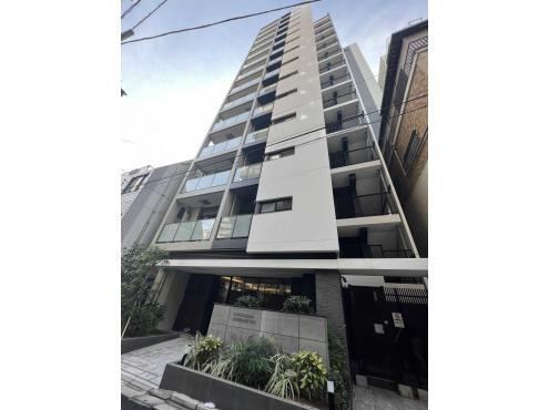 2LDK apartment in Minato Ward, Tokyo - Photo 1