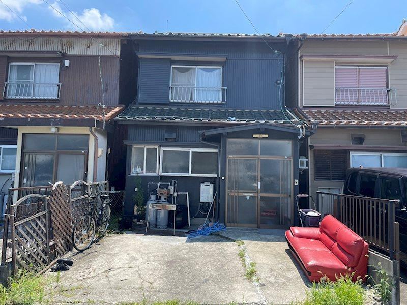 4LDK house in Ama, Aichi - Photo 1