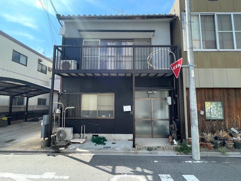 4LDK house in Kiyosu, Aichi - Photo 1