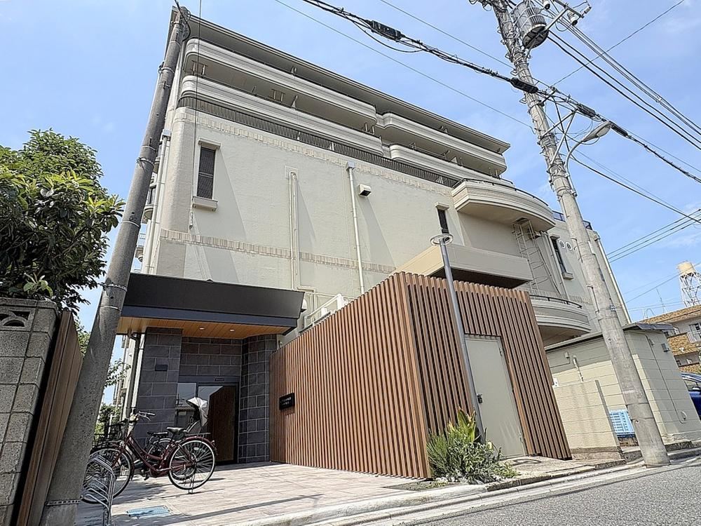 2LDK apartment in Toda, Saitama - Photo 1