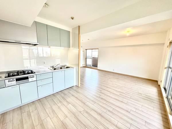 2LDK apartment in Izumi, Osaka - Photo 1