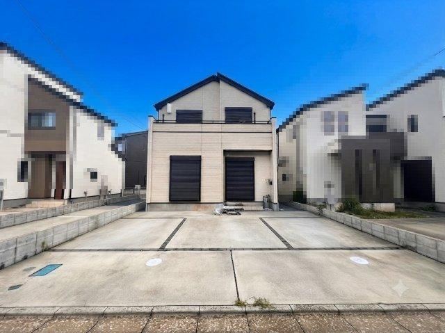 4LDK house in Sayama, Saitama - Photo 1