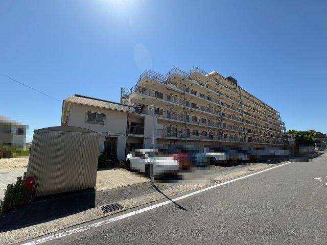 3LDK apartment in Nagaokakyo, Kyoto - Photo 1