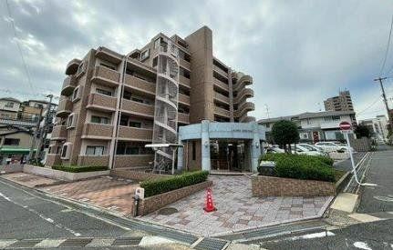 3LDK apartment in Kokurakita Ward, Kitakyushu, Fukuoka - Photo 1