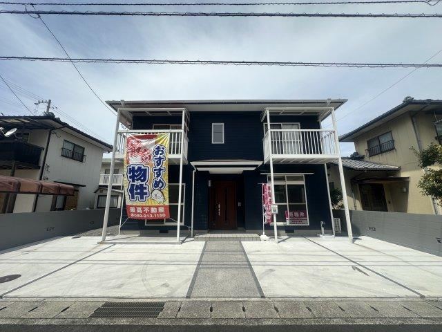 3LDK house in Matsuyama, Ehime - Photo 1