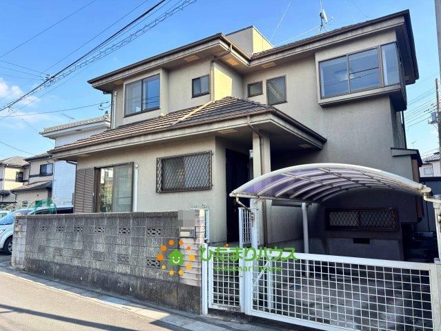 4LDK house in Kazo, Saitama - Photo 1