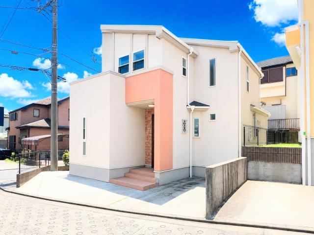 4LDK house in Asahi Ward, Yokohama, Kanagawa - Photo 1