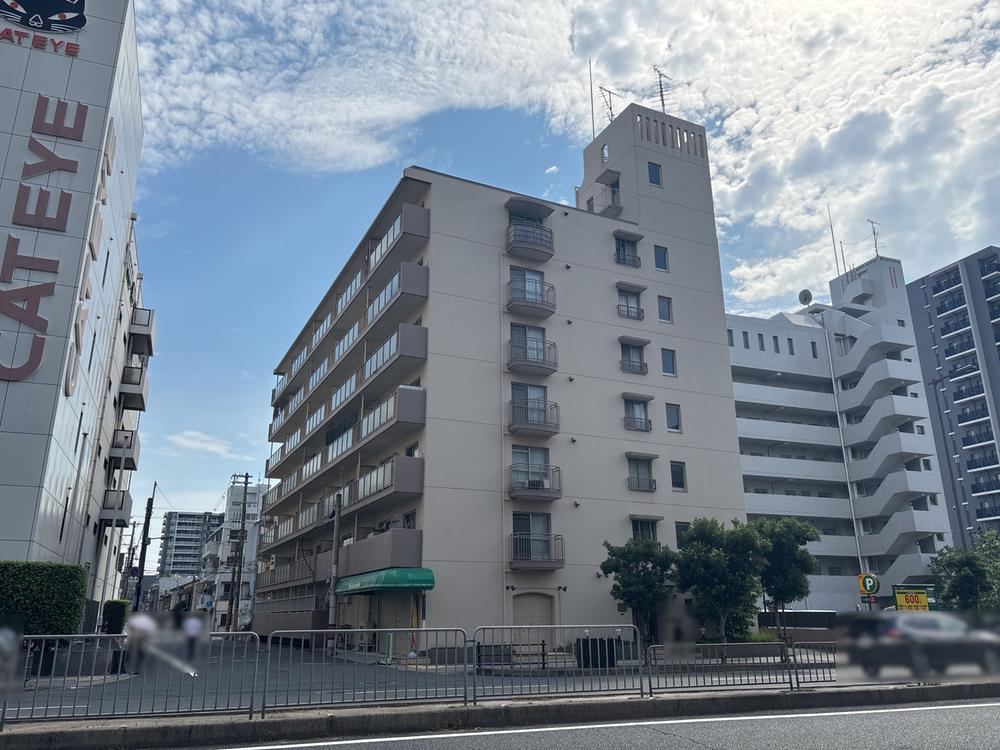 3DK apartment in Higashisumiyoshi Ward, Osaka - Photo 1