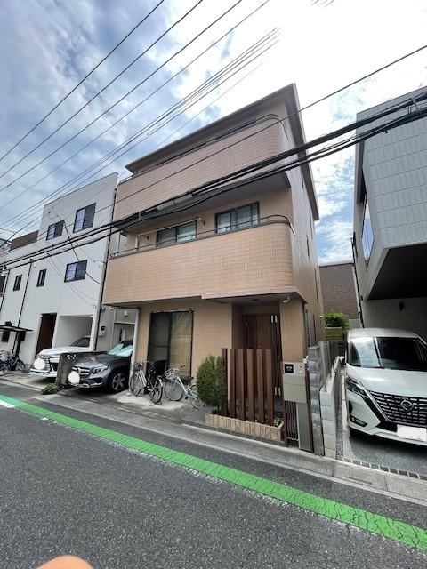 4LDK house in Chuo Ward, Saitama - Photo 1