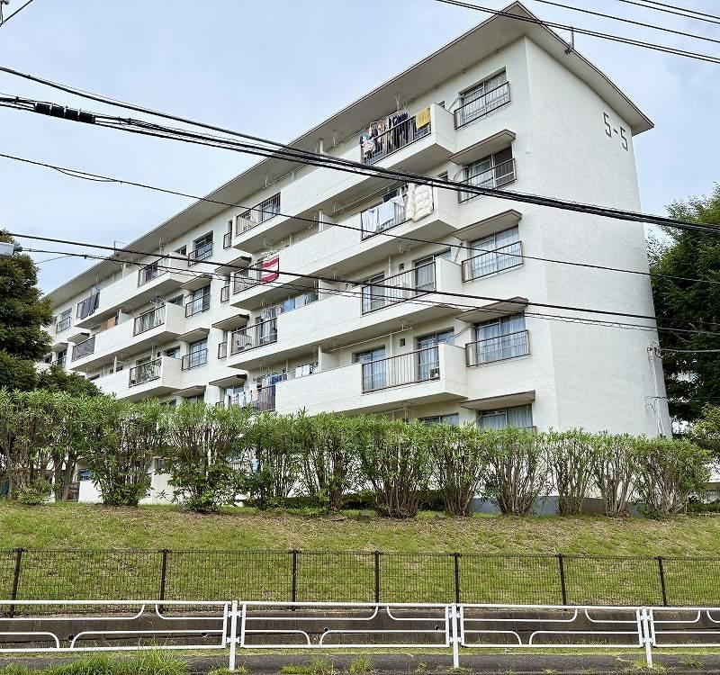 2LDK apartment in Asahi Ward, Yokohama, Kanagawa - Photo 1