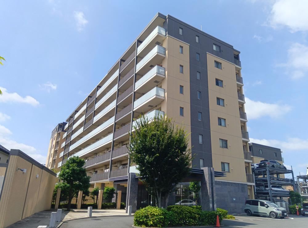 3LDK apartment in Wako, Saitama - Photo 1