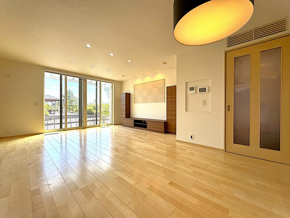 4LDK house in Saeki Ward, Hiroshima - Photo 1