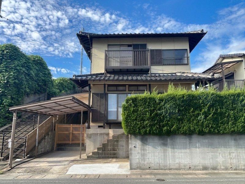 4LDK house in Sue, Kasuya District, Fukuoka - Photo 1