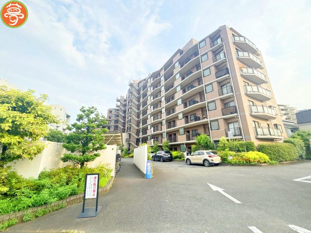 3LDK apartment in Chofu, Tokyo - Photo 1
