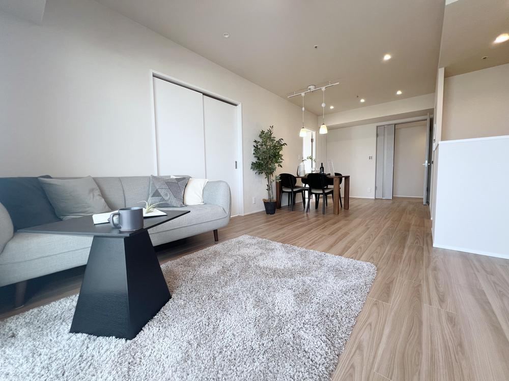 4LDK+S apartment in Moriguchi, Osaka - Photo 1
