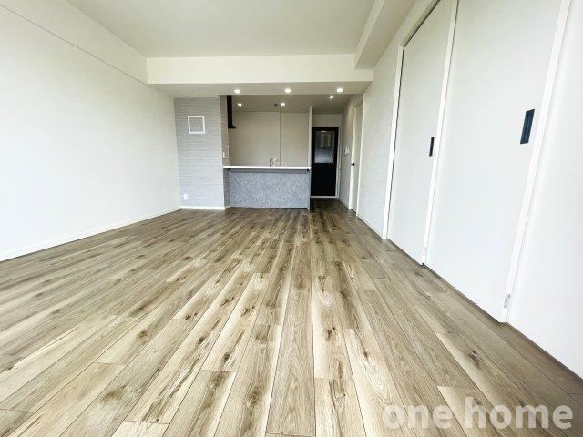 4LDK apartment in Yodogawa Ward, Osaka - Photo 1
