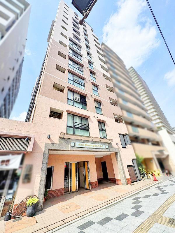 2LDK+S apartment in Hachioji, Tokyo - Photo 1