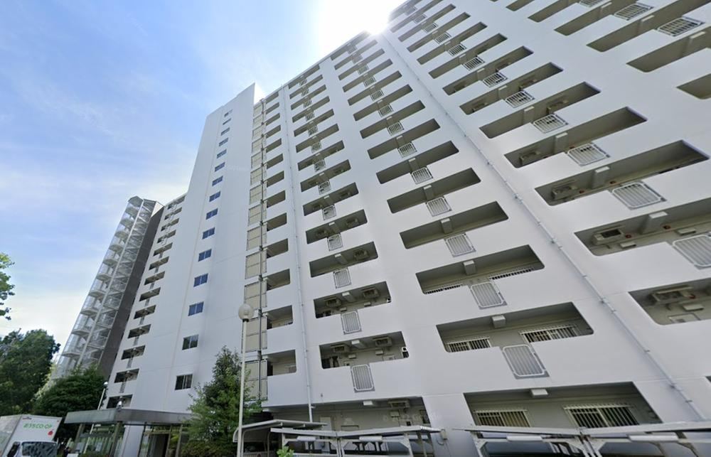 3LDK apartment in Zama, Kanagawa - Photo 1