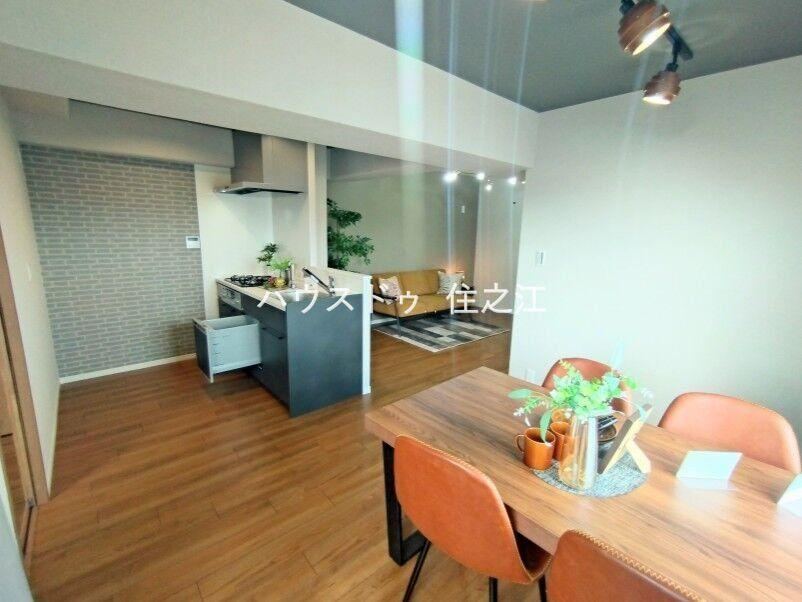 2LDK apartment in Suminoe Ward, Osaka - Photo 1