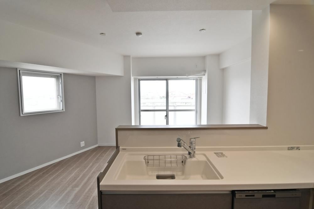 3LDK apartment in Higashinada Ward, Kobe, Hyogo - Photo 1