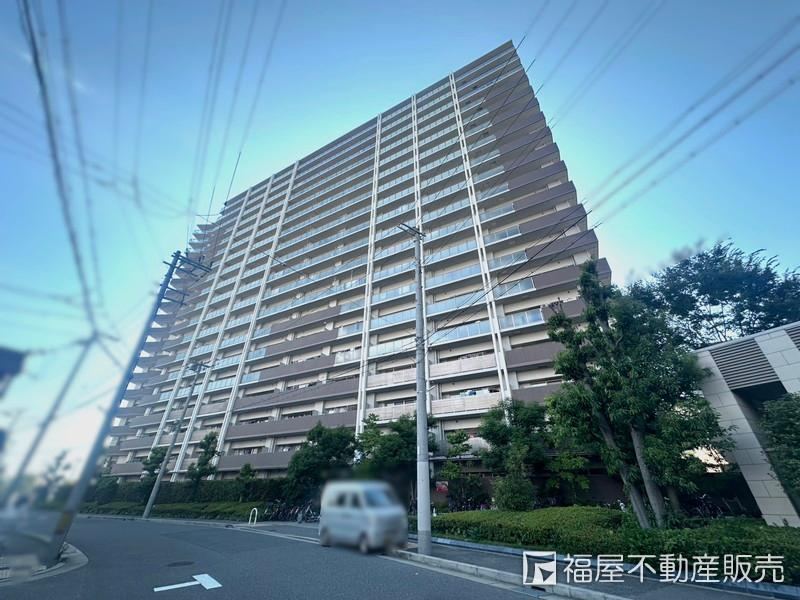 3LDK apartment in Nishi Ward, Sakai, Osaka - Photo 1
