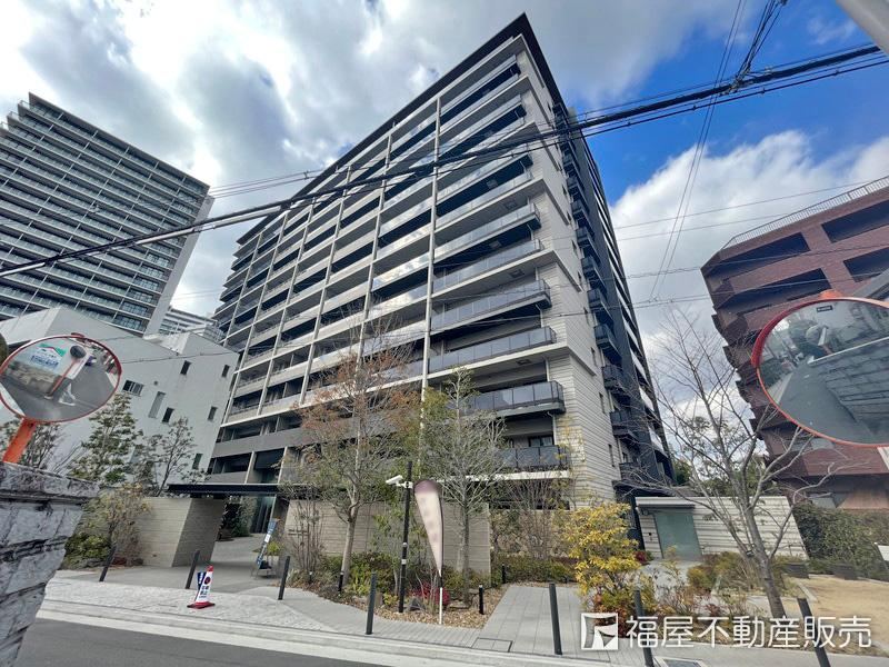 1LDK apartment in Hirakata, Osaka - Photo 1