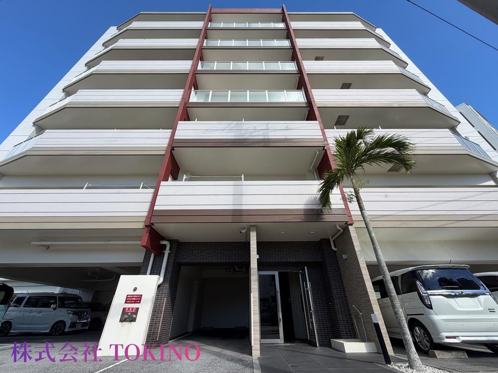 3LDK apartment in Nakagusuku, Nakagami District, Okinawa - Photo 1