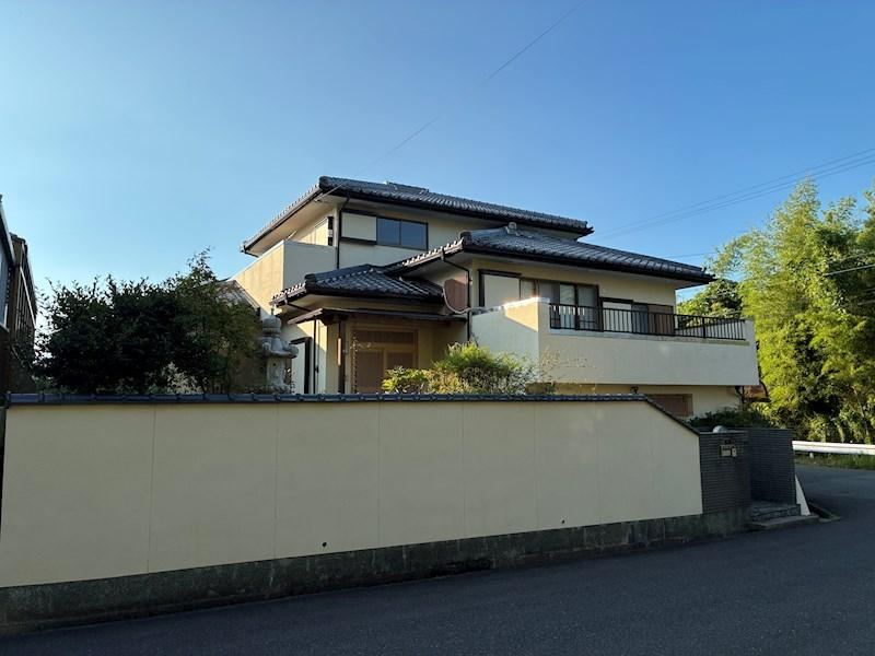 4LDK house in Kameyama, Mie - Photo 1