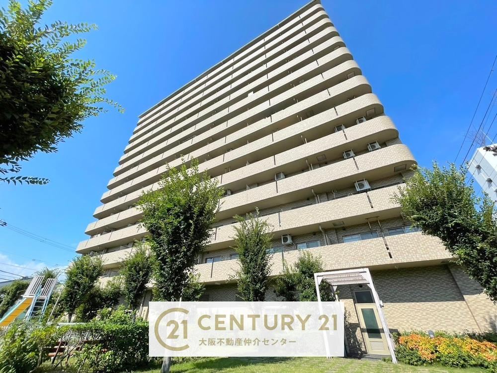 3LDK apartment in Konohana Ward, Osaka - Photo 1