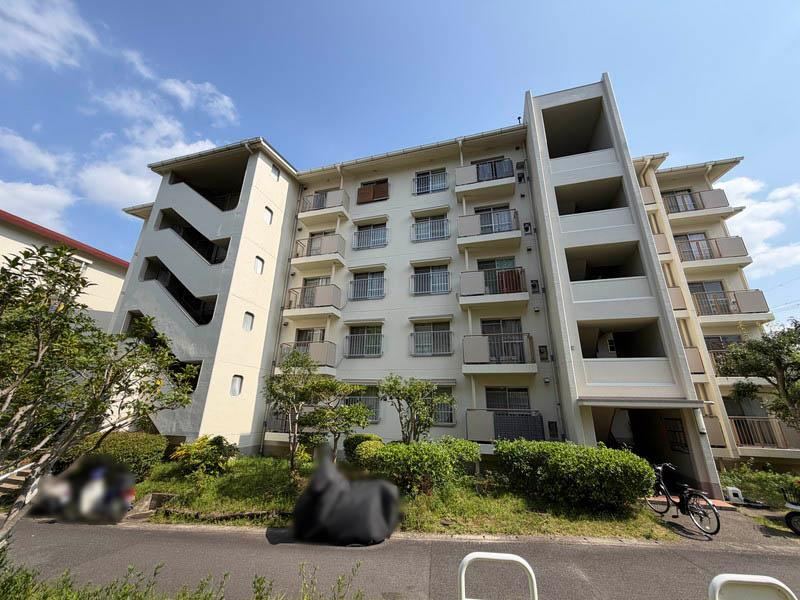 3LDK apartment in Nishikyo Ward, Kyoto - Photo 1