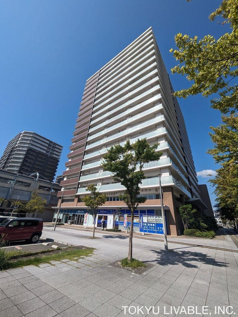 3LDK apartment in Higashi Ward, Fukuoka - Photo 1
