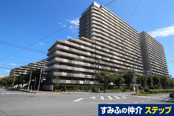 3LDK apartment in Koto Ward, Tokyo - Photo 1