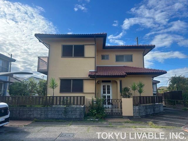 4LDK house in Nishi Ward, Kobe, Hyogo - Photo 1