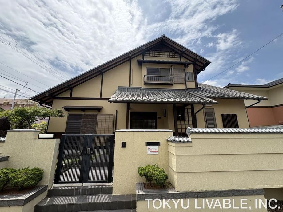 4LDK house in Nishi Ward, Kobe, Hyogo - Photo 1