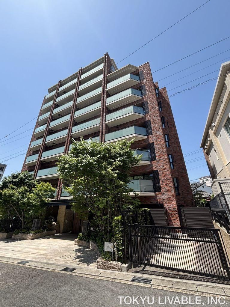 3LDK apartment in Tempaku Ward, Nagoya, Aichi - Photo 1