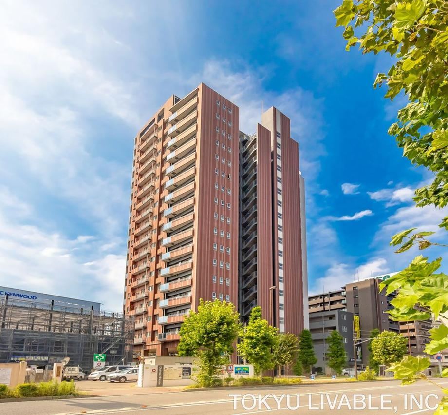 3LDK apartment in Kanagawa Ward, Yokohama, Kanagawa - Photo 1
